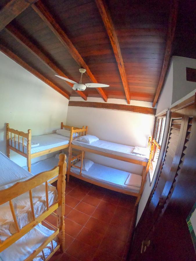 Hostel Brazil Backpackers Caragua Карагуататуба Екстериор снимка