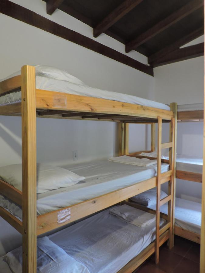Hostel Brazil Backpackers Caragua Карагуататуба Екстериор снимка